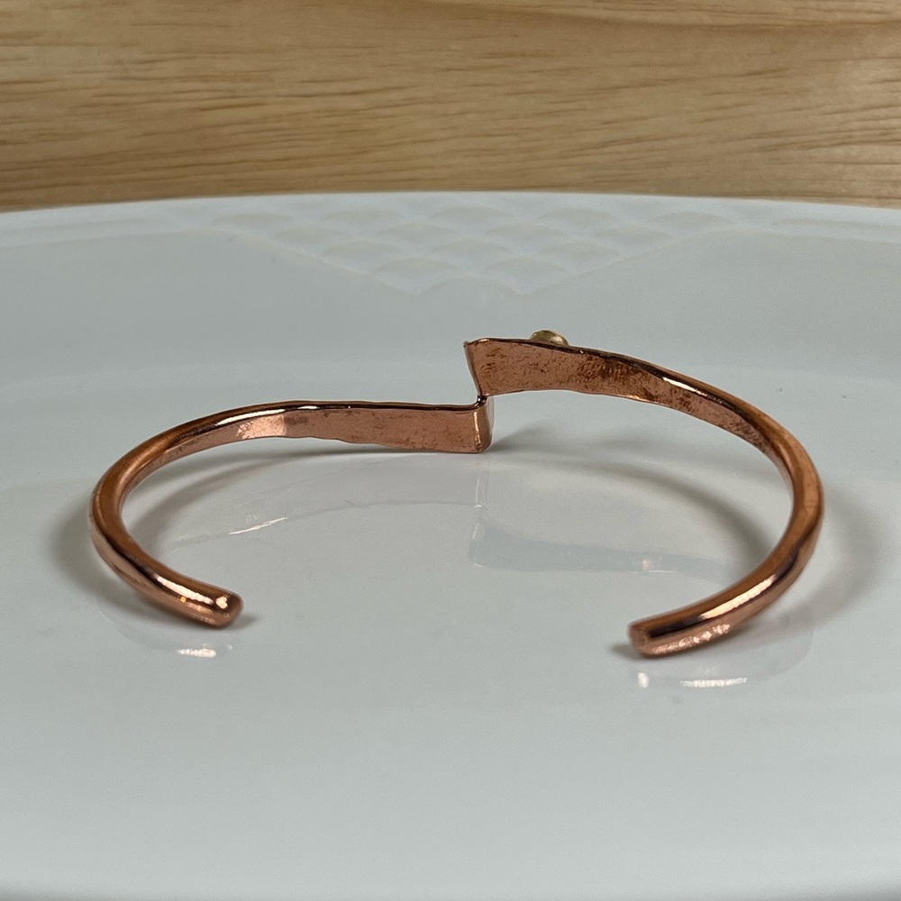 Solid Copper Native Made Apple Coral Gemstone Cuff Bracelet Size 6.5 Adjustable - Picture 3 of 7